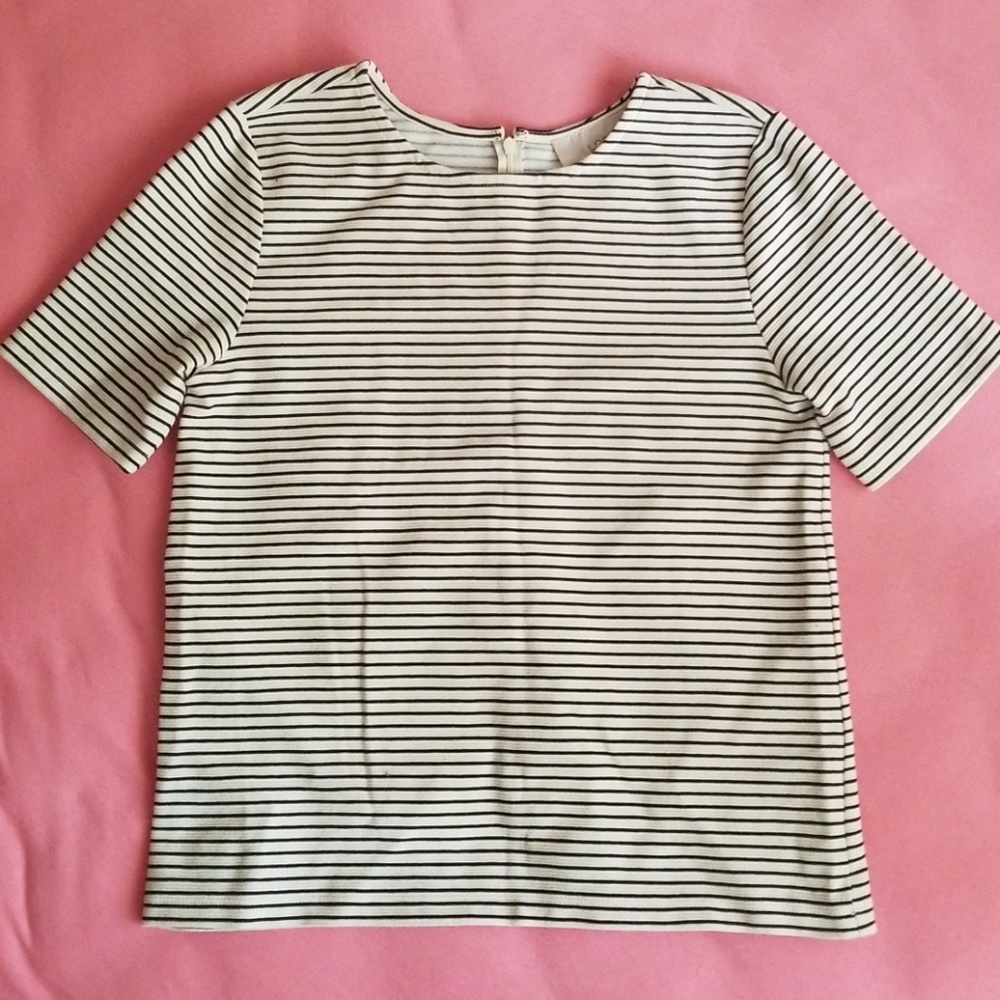 LOFT short sleeve striped knitted top. Size XS